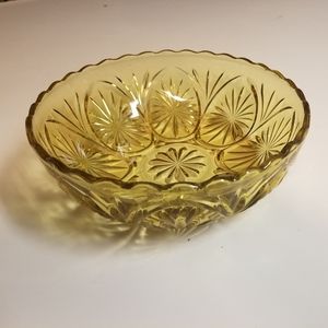 Glass bowl